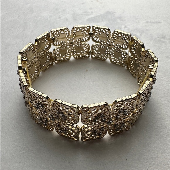 💎JEWELRY CLEARANCE💎Buy 2 Get 1 FREE | Buy 3 Get 15% OFF + 2 FREE - Picture 2 of 3